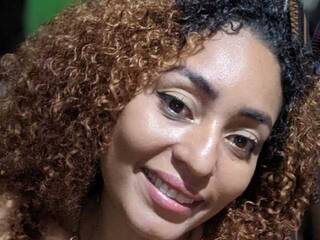 צ'אט וידאו ארוטי MIA-CLARCK