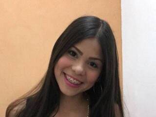 צ'אט וידאו ארוטי mia-lohan