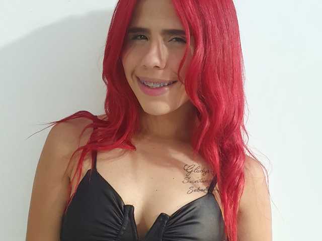 תמונה של הפרופיל mia-rose-1