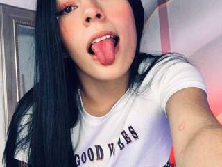 צ'אט וידאו ארוטי Mia-wells