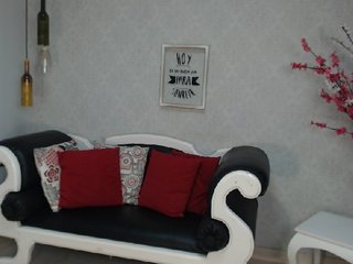 צילומי מסך משודרים MiaaDavis