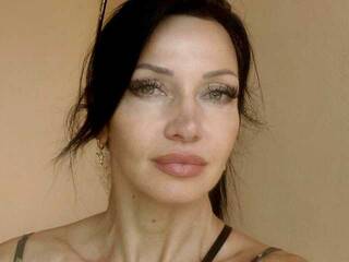 צ'אט וידאו ארוטי MiaAmour