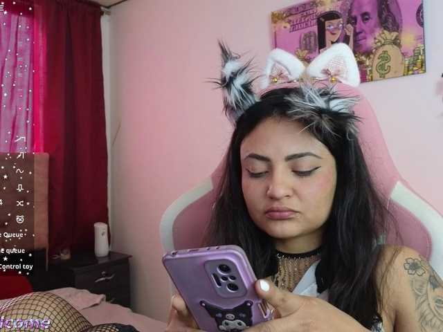 צילומי מסך משודרים MiaAngel