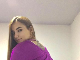 צ'אט וידאו ארוטי MiaBallen