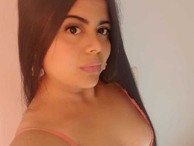 תמונה של הפרופיל miafoxx66
