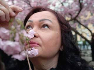 צ'אט וידאו ארוטי MiaGucci