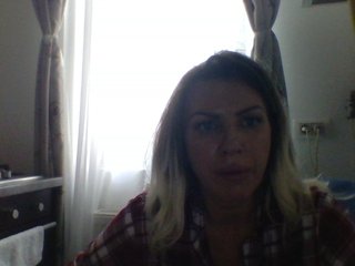 צ'אט וידאו ארוטי MiaHot