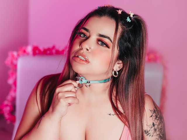 תמונה של הפרופיל MiahSmith