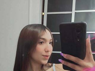 צ'אט וידאו ארוטי miajhonsson69