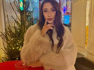 צ'אט וידאו ארוטי Miakhaliifa