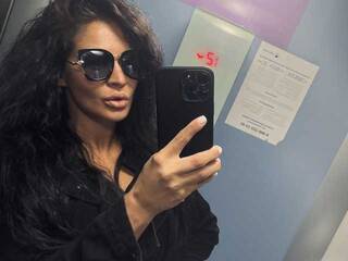 צ'אט וידאו ארוטי Sonya_Mur