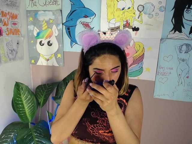צילומי מסך משודרים MiaQueen