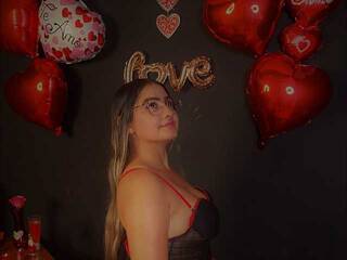 צ'אט וידאו ארוטי MiaSSweet