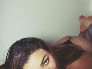 צ'אט וידאו ארוטי Miastarx