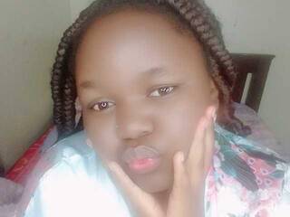 צ'אט וידאו ארוטי micckkeeyy