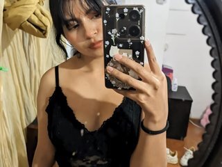 צ'אט וידאו ארוטי Michi55