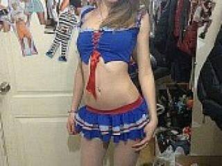 צ'אט וידאו ארוטי mickaela