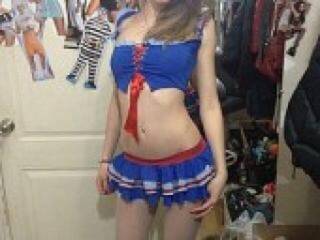 צ'אט וידאו ארוטי mikaelam