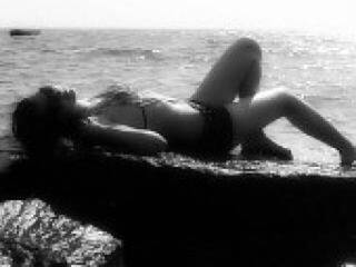 צ'אט וידאו ארוטי mikka21