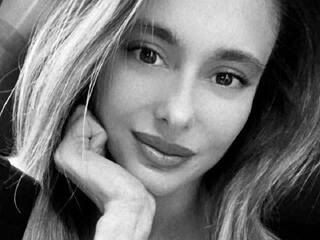 צ'אט וידאו ארוטי Mikkajul