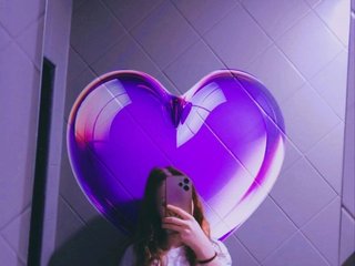 צ'אט וידאו ארוטי Mila-shkaa
