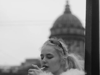 צ'אט וידאו ארוטי MilaElin