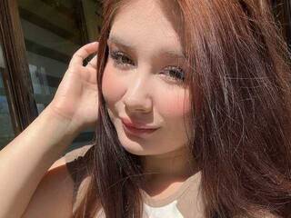 צ'אט וידאו ארוטי Milana-Lavv