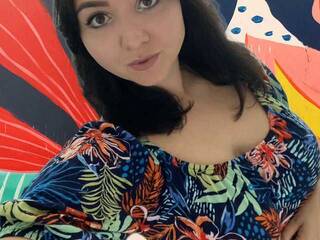 צ'אט וידאו ארוטי MilaVestell