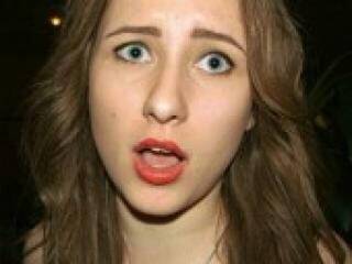 צ'אט וידאו ארוטי milenaxl