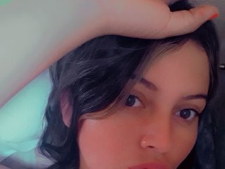 צ'אט וידאו ארוטי MileyMoon