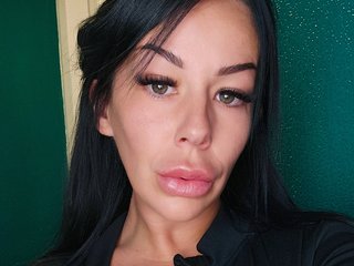 צ'אט וידאו ארוטי Milfymaddy