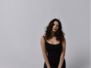 צ'אט וידאו ארוטי Milk-2