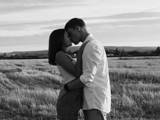 צ'אט וידאו ארוטי milkycouple