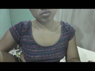 צ'אט וידאו ארוטי Millane