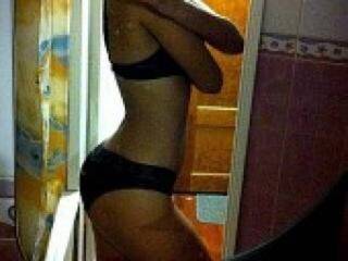 צ'אט וידאו ארוטי millashkaxx