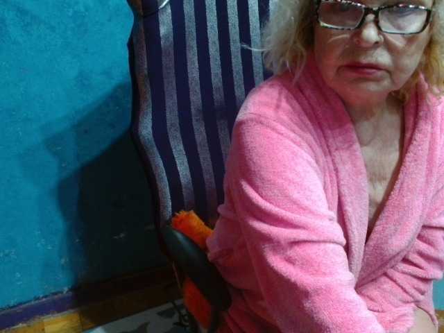 תמונות milo4ka77 boys,60+ old, i will help you cum!!!latex, gloves, fur coats ........ , chek me out ! camera 40 tocins....friends 7 tocins, private : nude mastrubate,see *****0 tok