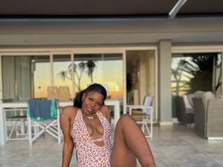 צ'אט וידאו ארוטי Mimiea