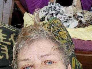 צ'אט וידאו ארוטי MiniAgel30a