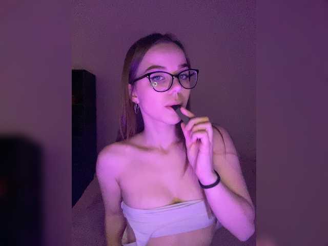 צילומי מסך משודרים MiniNika