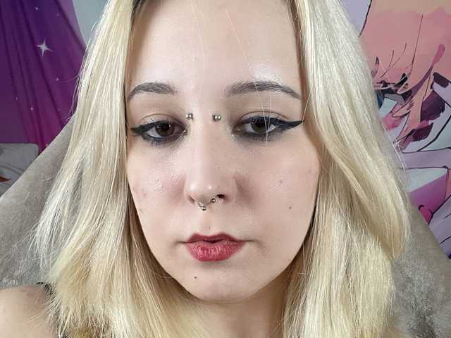 תמונה של הפרופיל Minniequeen