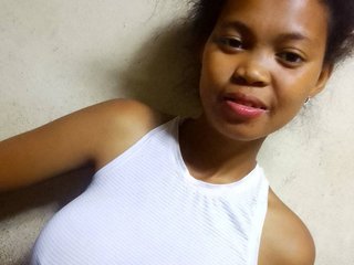 צ'אט וידאו ארוטי Miradah