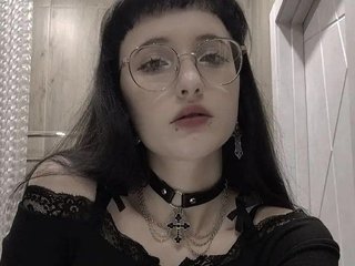 צ'אט וידאו ארוטי MiraJade