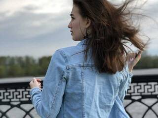 צ'אט וידאו ארוטי miranaa