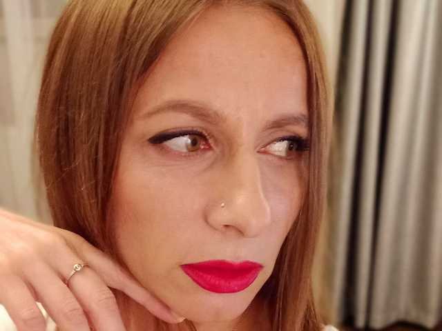תמונה של הפרופיל MirandaHobbs