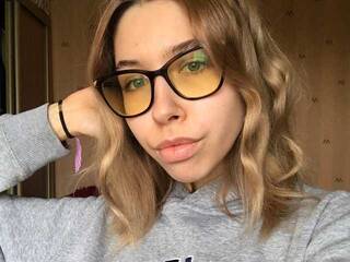 צ'אט וידאו ארוטי MiraNero