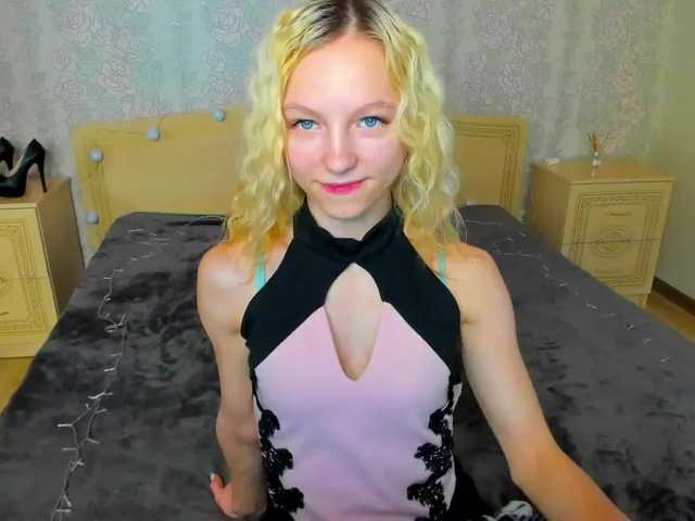 צילומי מסך משודרים MishelClark