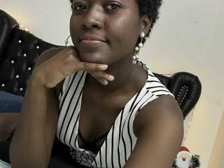 צ'אט וידאו ארוטי Miss-blue