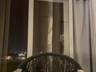 צ'אט וידאו ארוטי Liana-fit8