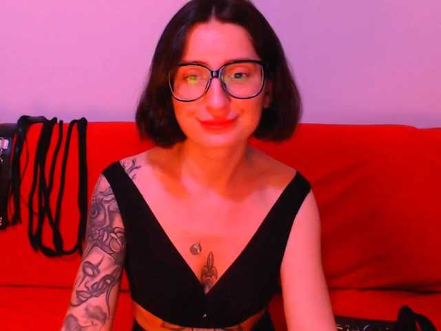 תמונות _Miss_Abby_ Respect the Goddess and tip it, make my pussy wet. You cum only if I allow it. You will suffer for me slave, and your cock will strain and leak constantly