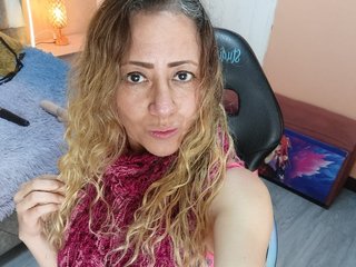 צ'אט וידאו ארוטי misshanna07